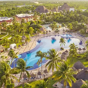 Semesteranläggning (resort) Bahia Principe Grand Coba, Akumal